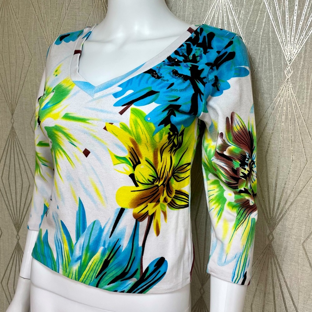 Cache’ Floral Print w/ Beaded Accent Top